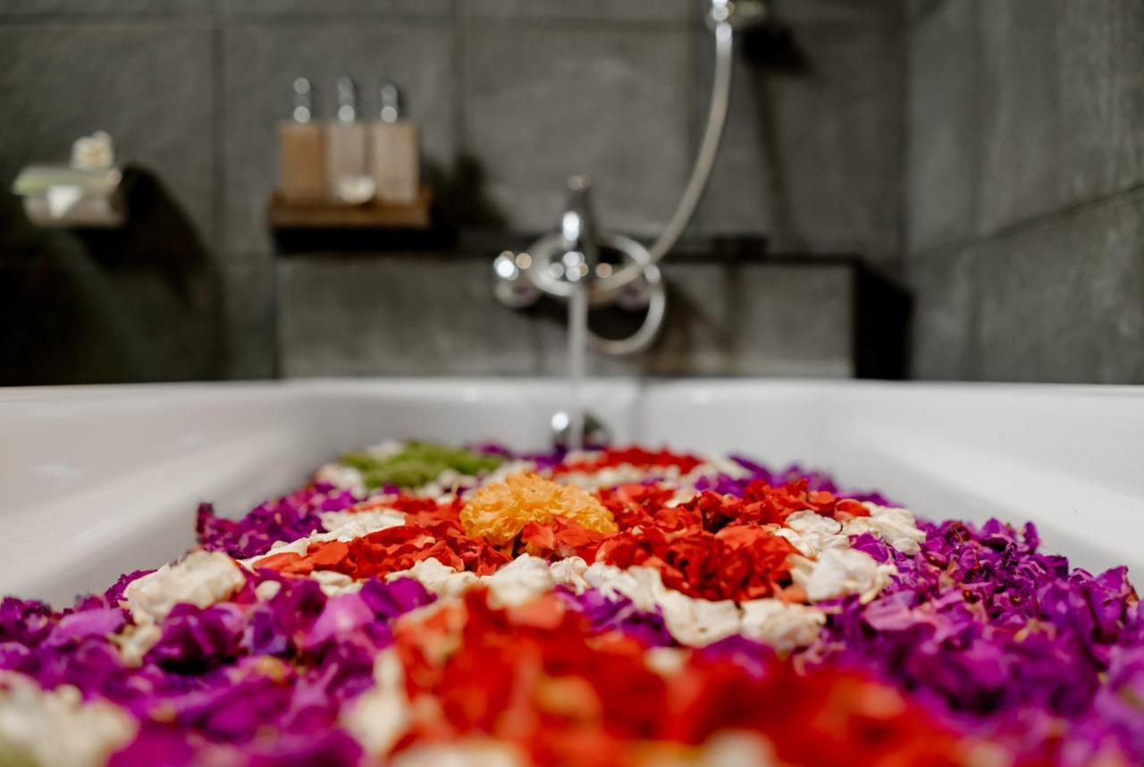 D'Bale Ananda Ubud Villa Exterior photo